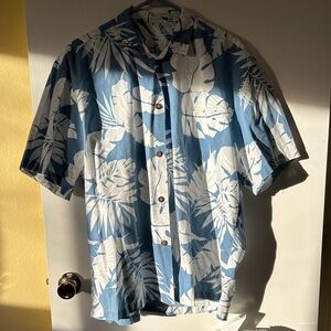 Men's Blue & White Tropical Print Short-Sleeve Button-Down Shirt